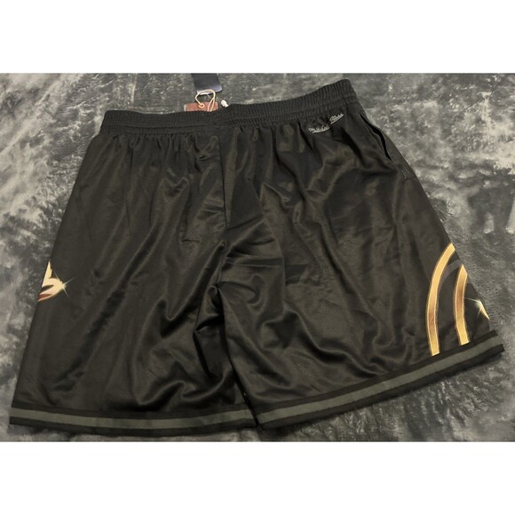 2XL MENS MITCHELL & NESS NBA BIG FACE 4.0 FASHION SHORTS BULLS - Picture 9 of 9